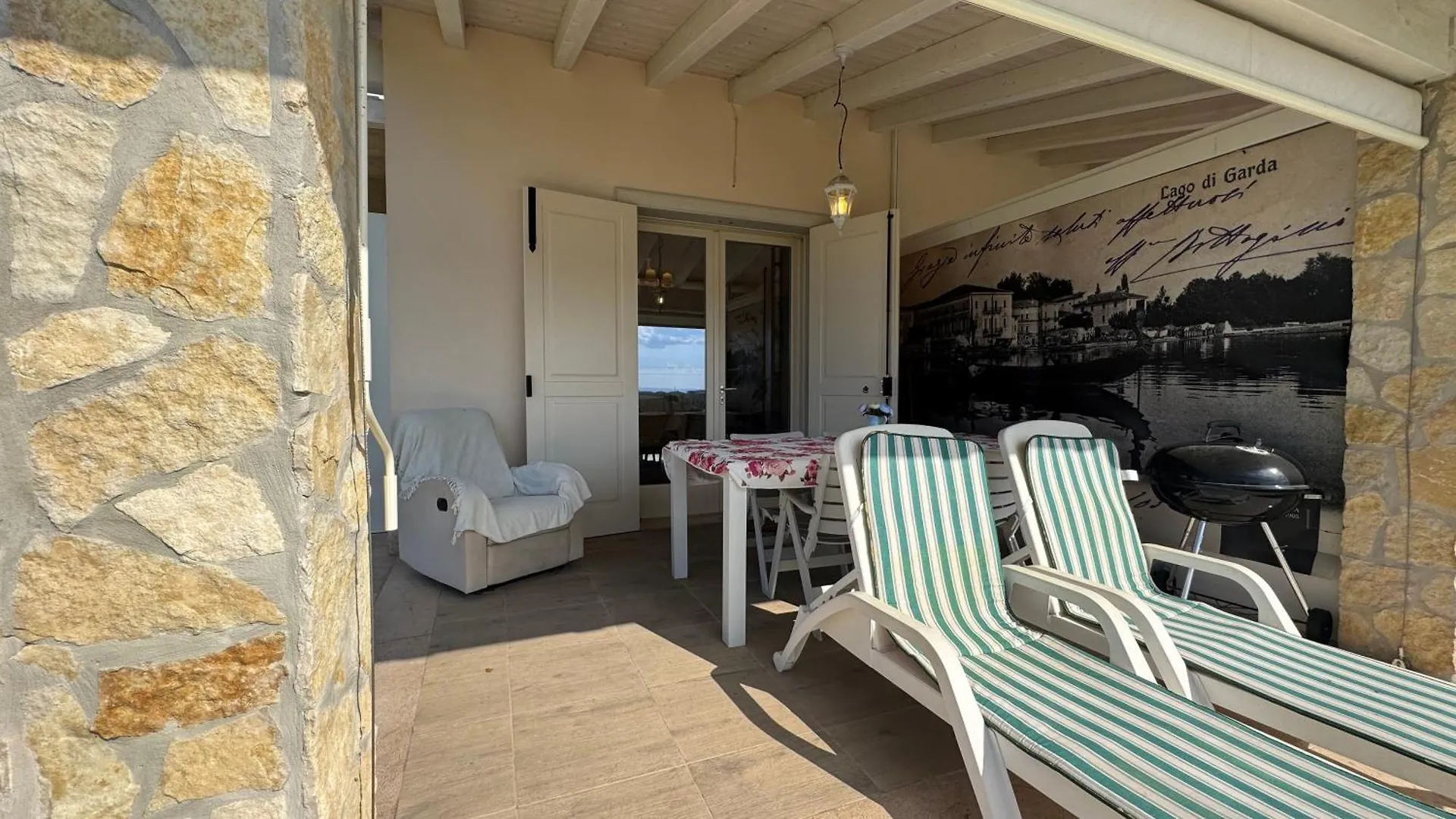 Villa Claudia Bardolino 0*,